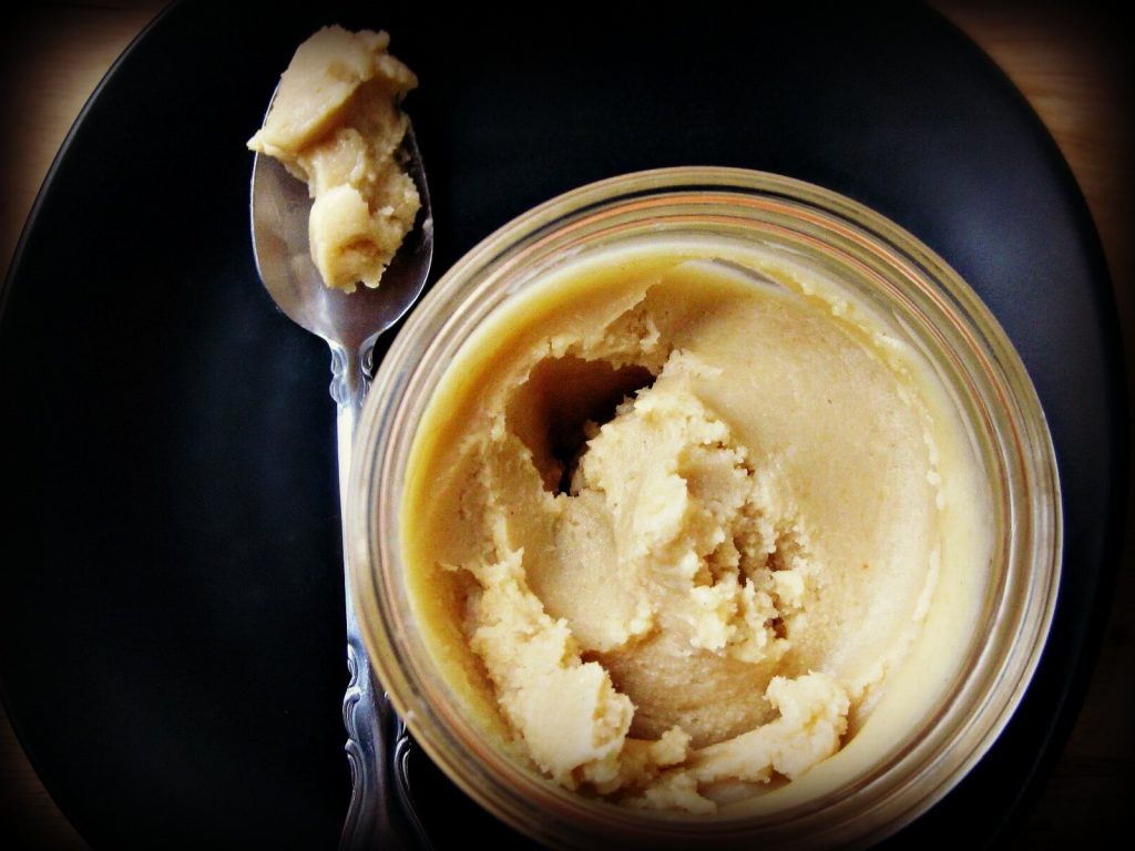 Homemade Macadamia Nut Butter Recipe